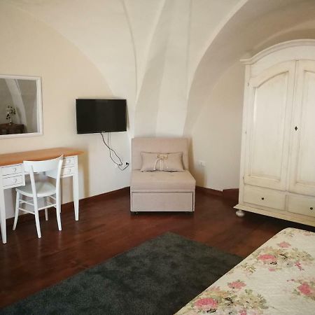 乌真托 Palazzo Novecento酒店 外观 照片
